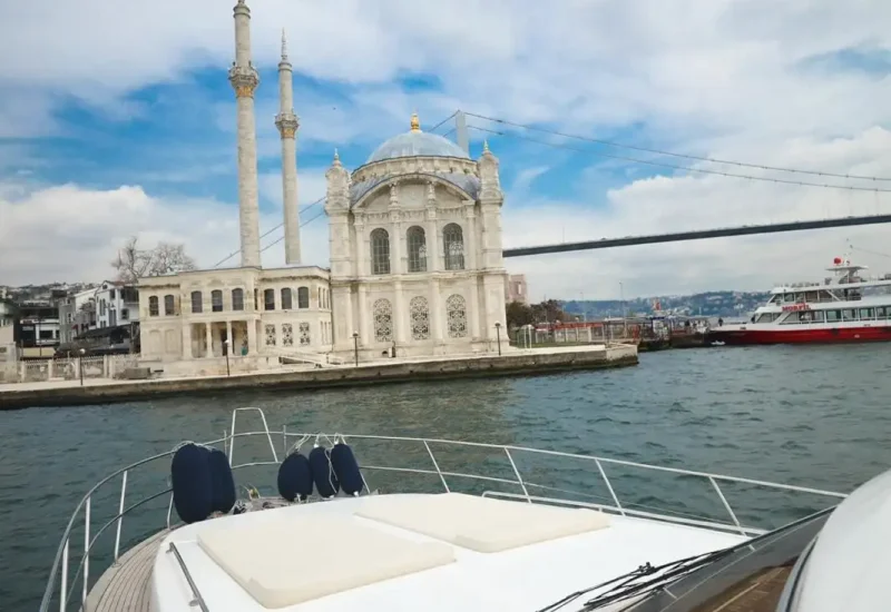 Rent Efe Kaptan Private Yacht in Istanbul