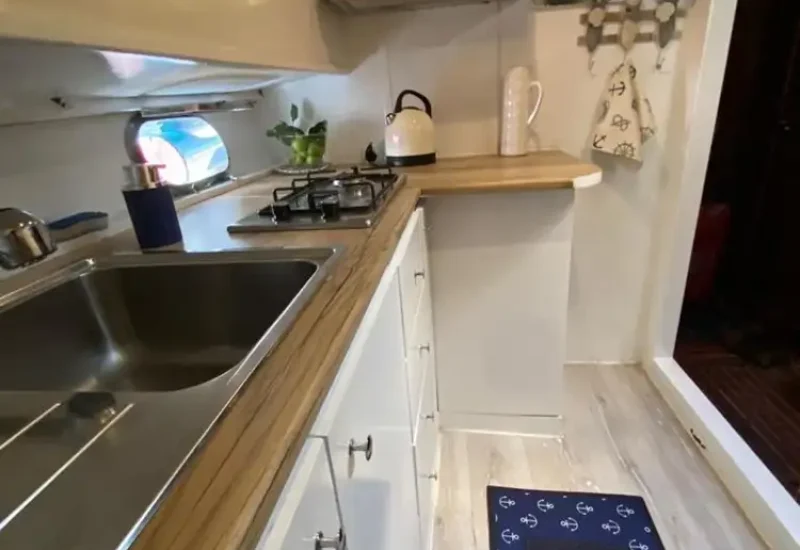 Rent Demir Lady Yacht in Istanbul