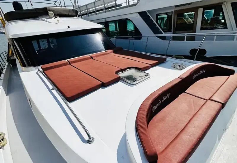 Rent Demir Lady Yacht in Istanbul